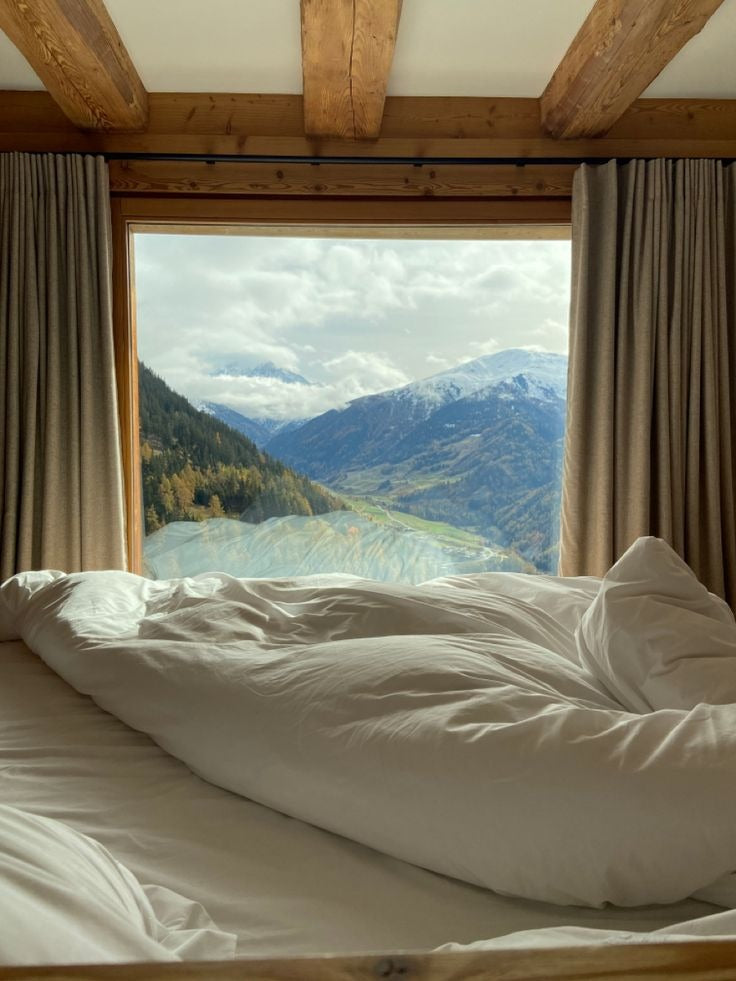 The anatomy of a hotel morning